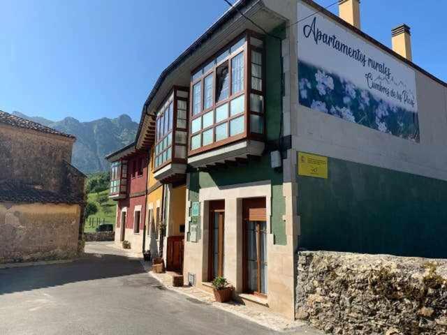 Cumbres De Los Picos Apartamento Buhos Poo  Exterior photo